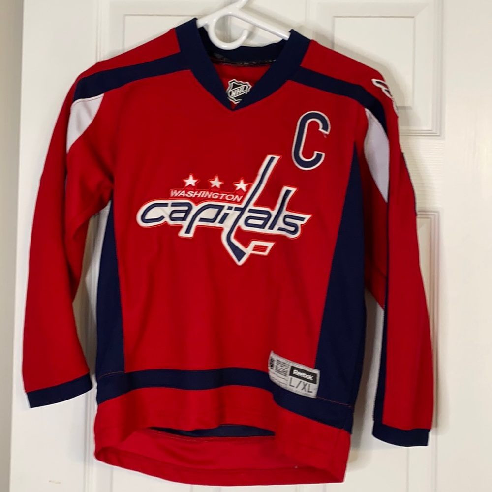 Washington Capitals NHL jersey